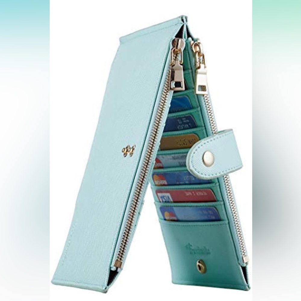 Travelambo turquoise wallet!